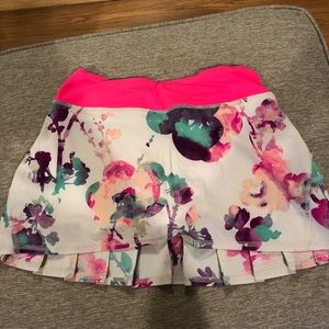 Lululemon pace setter running skirt size 2 rare